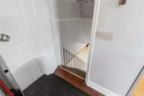 Entry Way - 117 S Washington Blvd, Hamilton, OH 45013 photo 3 of 4
