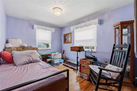 Bedroom - 117 S Washington Blvd, Hamilton, OH 45013 photo 3 of 6