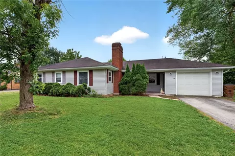 14 W Sherry Dr, Trotwood, OH 45426