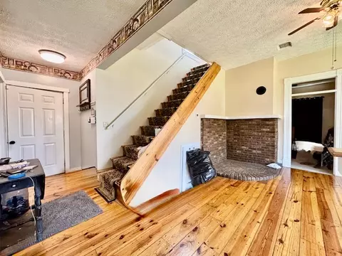 Entry Way - 314 Raffensperger Ave, Springfield, OH 45505 photo 1 of 4