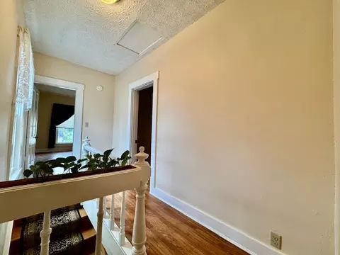 Entry Way - 314 Raffensperger Ave, Springfield, OH 45505 photo 4 of 4