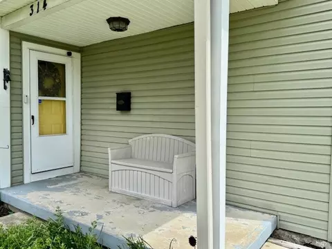 Exterior - 314 Raffensperger Ave, Springfield, OH 45505 photo 5 of 21