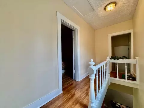 Entry Way - 314 Raffensperger Ave, Springfield, OH 45505 photo 2 of 4