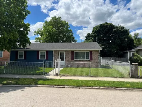 2116 Yankee Rd, Middletown, OH 45044