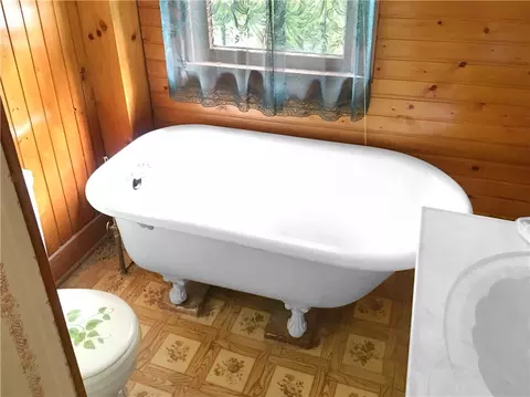 Bath - 110 S River St, Franklin, OH 45005 photo 2 of 2