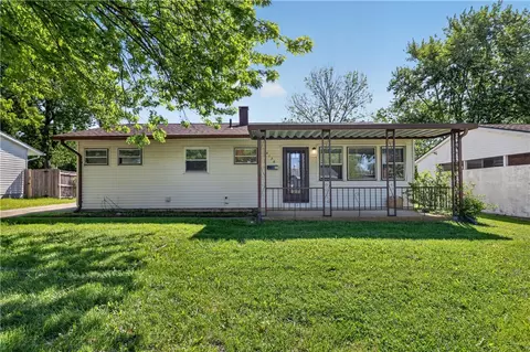 4176 Mapleleaf Dr, Dayton, OH 45416