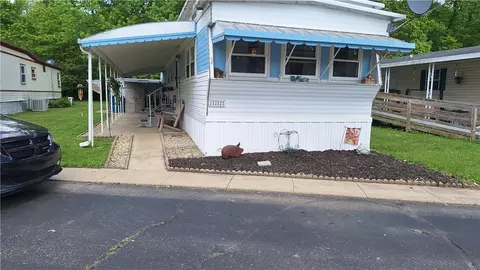 5282 Silverdome Dr, Dayton, OH 45414