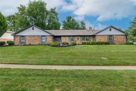 7821 Stanley Mill Dr, Centerville, OH 45459