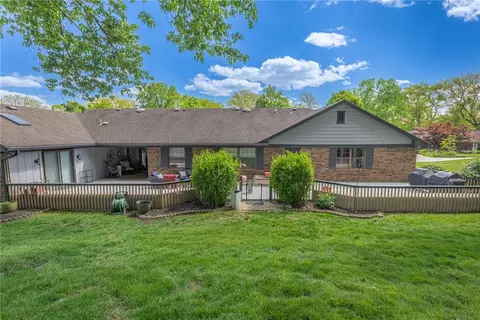 Exterior - 7821 Stanley Mill Dr, Centerville, OH 45459 photo 6 of 9