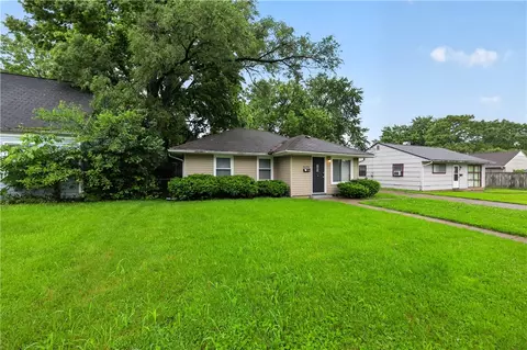 4636 W Hillcrest Ave, Dayton, OH 45406