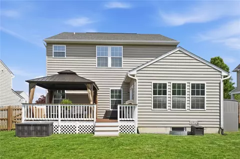 Exterior - 1439 Artesian Ln, Fairborn, OH 45324 photo 5 of 11
