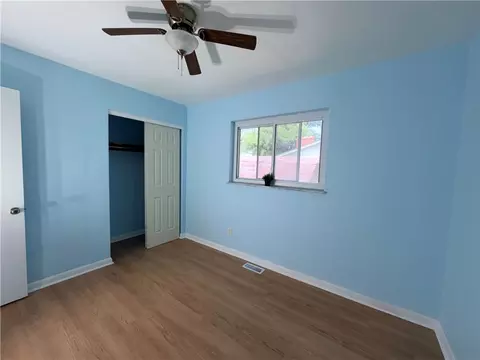 Bedroom - 2281 E Stroop Rd, Kettering, OH 45440 photo 2 of 5