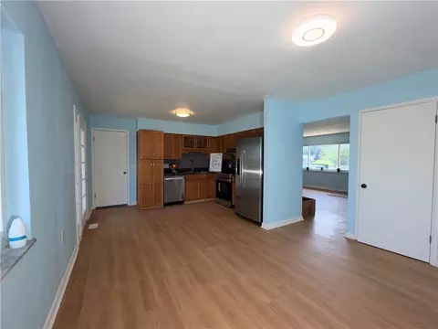 Kitchen - 2281 E Stroop Rd, Kettering, OH 45440 photo 4 of 6