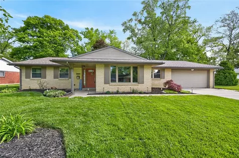 2749 Hemphill Rd, Kettering, OH 45440