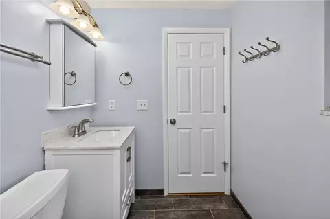 Bath - 2749 Hemphill Rd, Kettering, OH 45440 photo 3 of 6