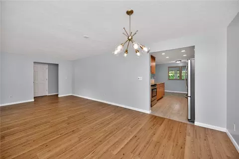 Living - 2749 Hemphill Rd, Kettering, OH 45440 photo 6 of 13