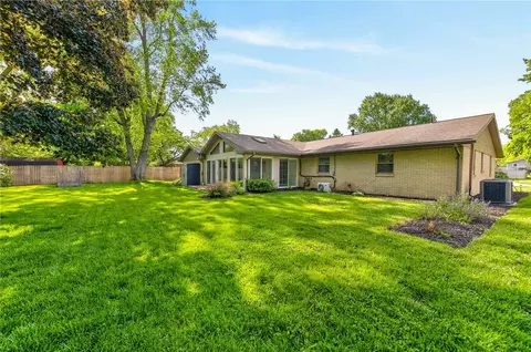 Exterior - 2749 Hemphill Rd, Kettering, OH 45440 photo 8 of 8