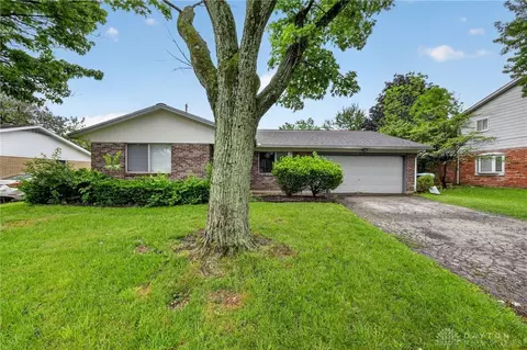 4436 Procuniar Dr, Huber Heights, OH 45424