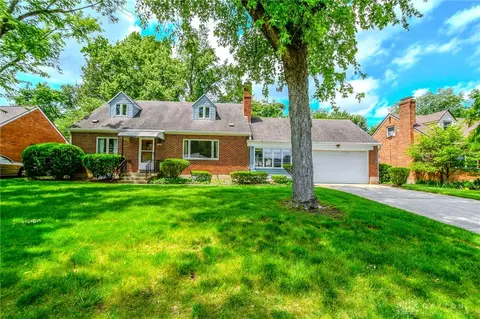 Exterior - 3919 Strathmoor Dr, Kettering, OH 45429 photo 10 of 12