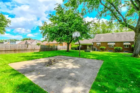Exterior - 3919 Strathmoor Dr, Kettering, OH 45429 photo 8 of 12