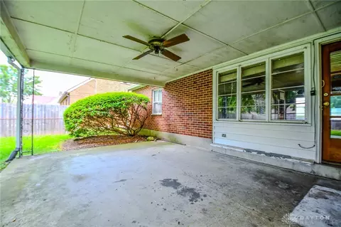 Exterior - 3919 Strathmoor Dr, Kettering, OH 45429 photo 5 of 12