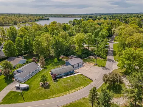 206 Lakengren Dr, Eaton, OH 45320