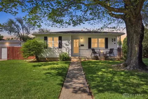 1612 Victory Dr, Springfield, OH 45505