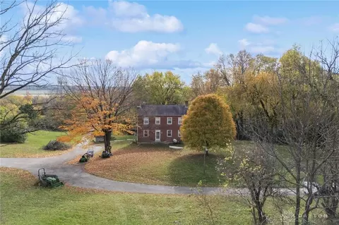 4533 State Route 4, Bath, OH 45424