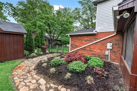 391 Roselake Dr, Centerville, OH 45458 photo 42