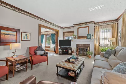 Living - 224 E Walnut St, Covington, OH 45318 photo 1 of 3