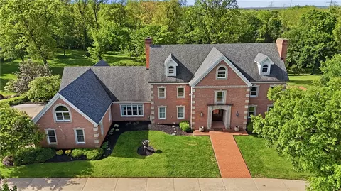 1619 Grand Portage Trl, Xenia, OH 45385