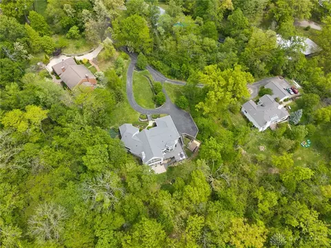 View/Area - 183 Congress Run Rd, Cincinnati, OH 45215 photo 3 of 4