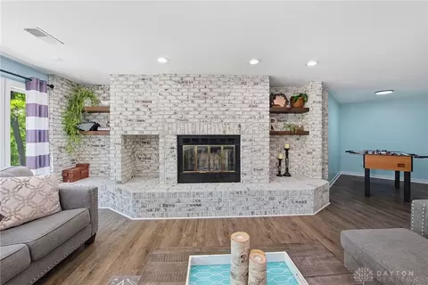 Living - 183 Congress Run Rd, Cincinnati, OH 45215 photo 7 of 8