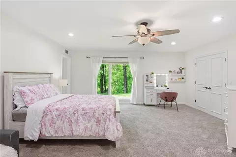 Bedroom - 183 Congress Run Rd, Cincinnati, OH 45215 photo 6 of 8