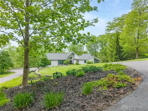 Exterior - 183 Congress Run Rd, Cincinnati, OH 45215 photo 10 of 11