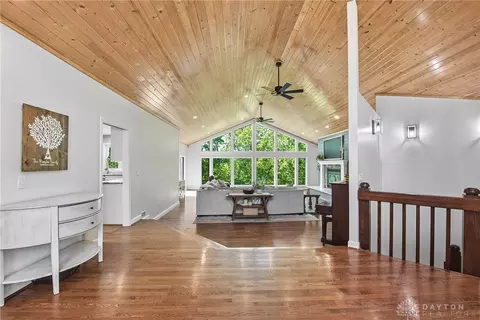 Entry Way - 183 Congress Run Rd, Cincinnati, OH 45215 photo 1 of 5