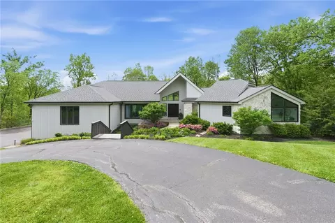 183 Congress Run Rd, Cincinnati, OH 45215