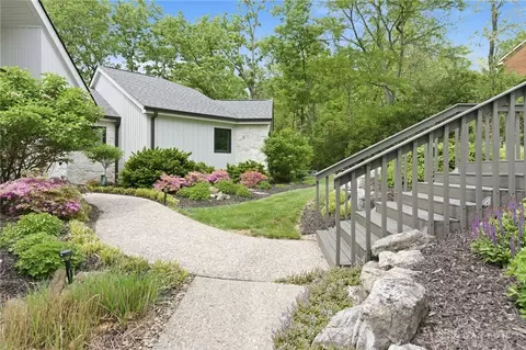 Exterior - 183 Congress Run Rd, Cincinnati, OH 45215 photo 6 of 11