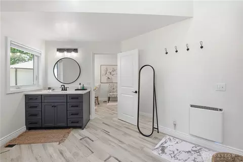 Bath - 183 Congress Run Rd, Cincinnati, OH 45215 photo 5 of 17