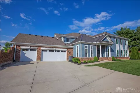 9470 Banyan Ct, Centerville, OH 45458
