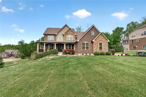7385 Silver Lake Dr, Waynesville, OH 45068