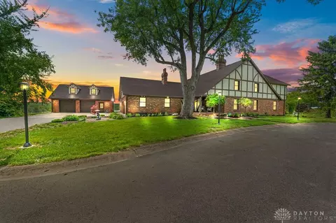 751 Old Springfield Rd, Vandalia, OH 45377
