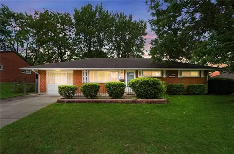 4642 Knobhill Dr, Huber Heights, OH 45424