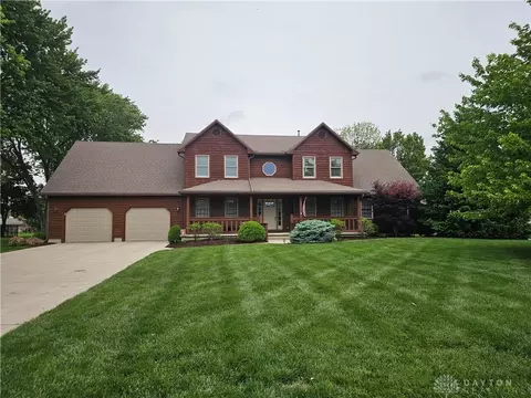 2151 Canterbury Ct, Troy, OH 45373