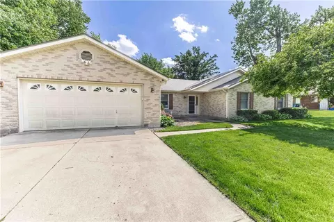 3123 Felton Dr, Dayton, OH 45431