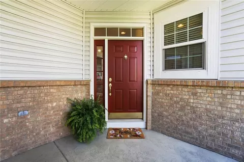 Entry Way - 6460 Pinehurst Ln, Mason, OH 45040 photo 2 of 4
