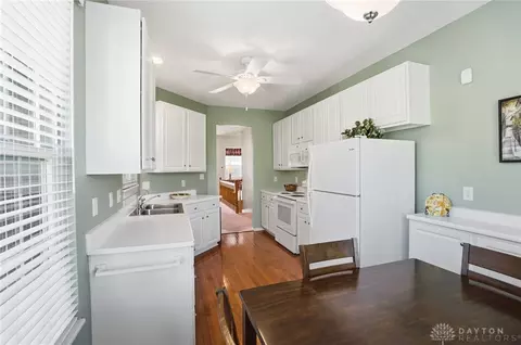 Kitchen - 6460 Pinehurst Ln, Mason, OH 45040 photo 7 of 7