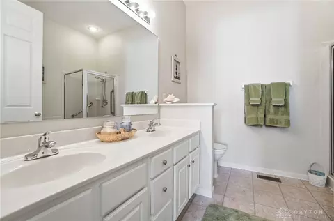 Bath - 6460 Pinehurst Ln, Mason, OH 45040 photo 1 of 15