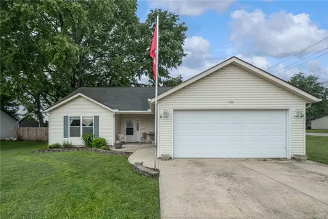 1192 Rockwell Dr, Xenia, OH 45385