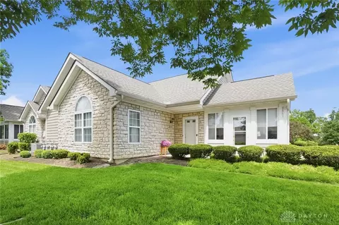 9663 Belfry Ct, Centerville, OH 45458